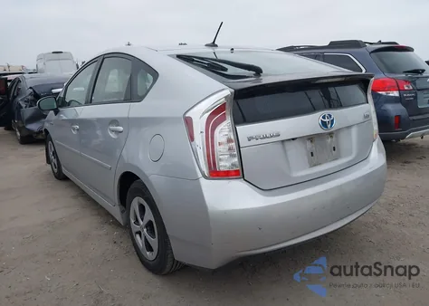 2015 Toyota Prius Three из США, поврежденный, VIN JTDKN3DU3F0441980